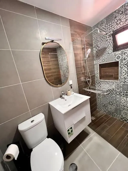 Διαμέρισμα Roots Guesthouse- B São Vicente